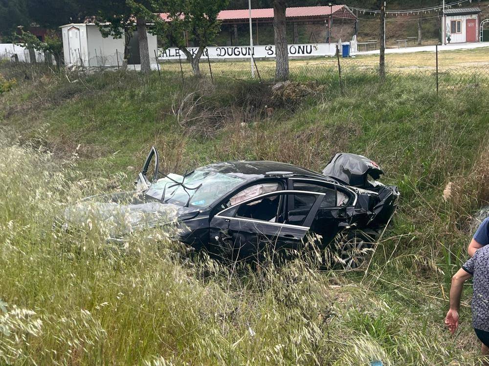 Biri yolcu otobüsü 3 araç kaza yaptı! 8 ölü, çok sayıda yaralı var 2